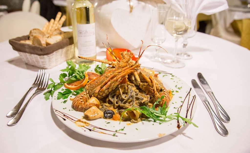 Hotel Ristorante La Perla Varallo Pombia Restaurant photo