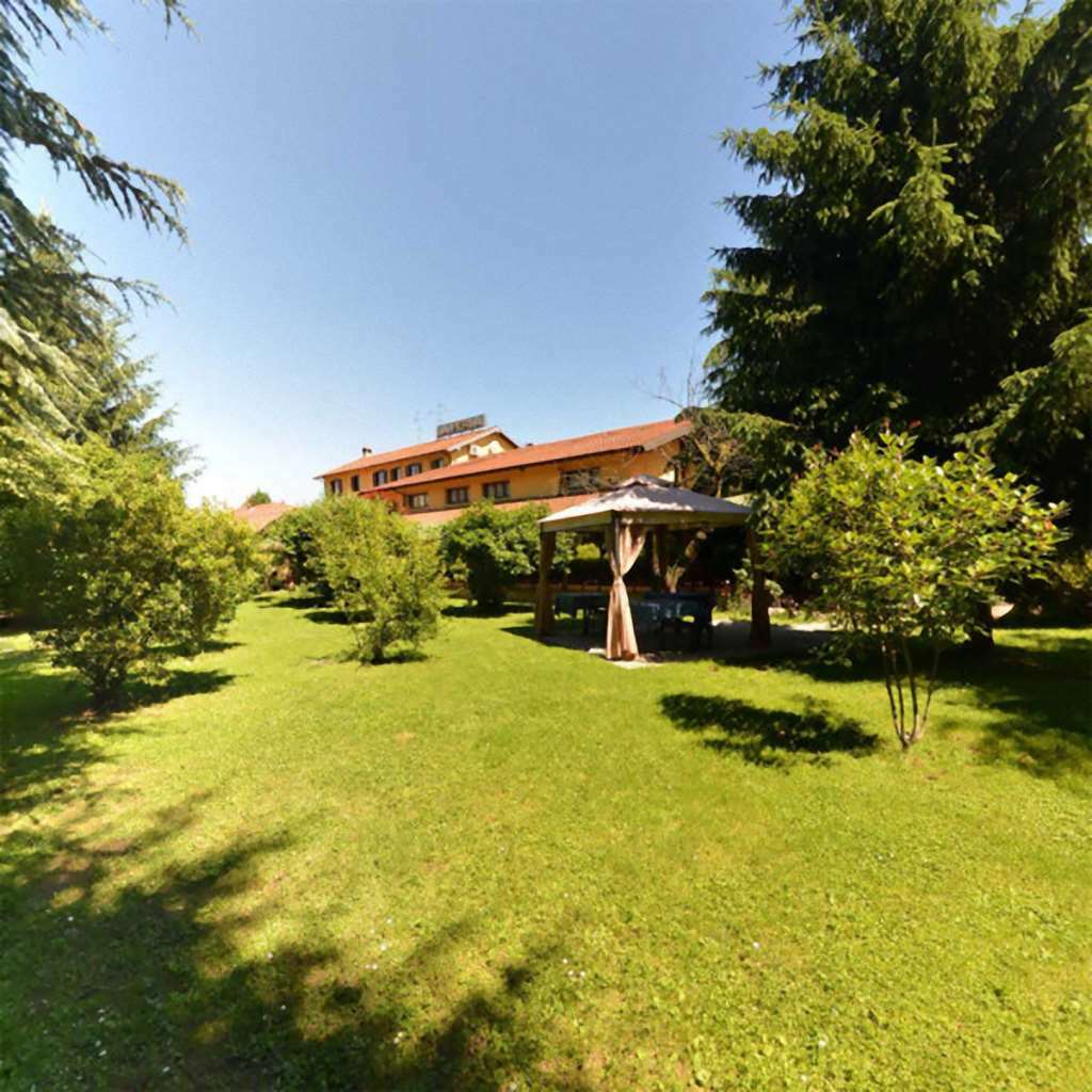 Hotel Ristorante La Perla Varallo Pombia Facilities photo
