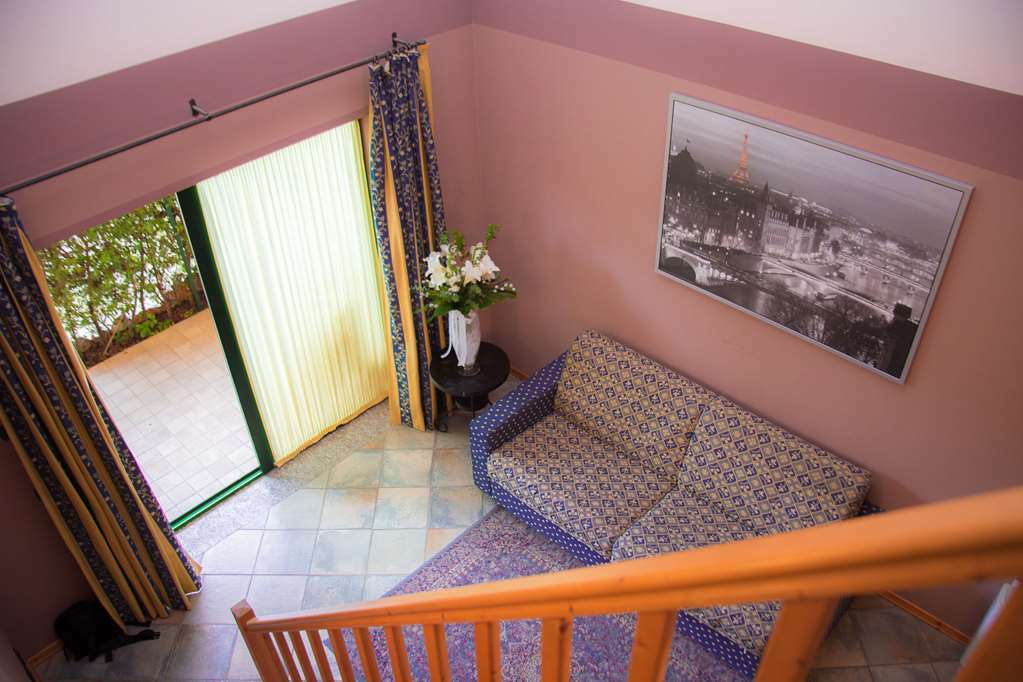 Hotel Ristorante La Perla Varallo Pombia Room photo